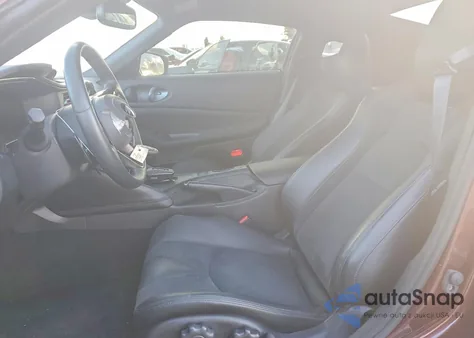 2024 Nissan Z Performance z USA, uszkodzony, nr VIN JN1BZ4BH8RM361669